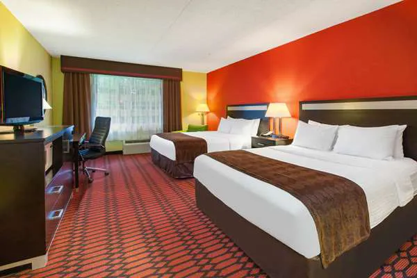 Baymont by Wyndham Harrisburg 4
