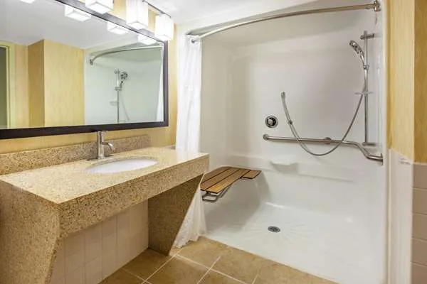 Baymont by Wyndham Harrisburg 4