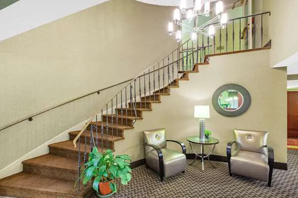 Baymont by Wyndham Harrisburg 4