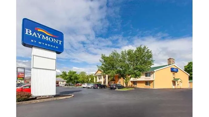 Baymont by Wyndham Harrisburg 4