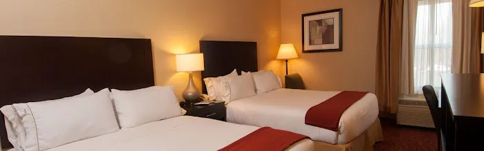 Holiday Inn Express Vernon - Manchester by IHG 4