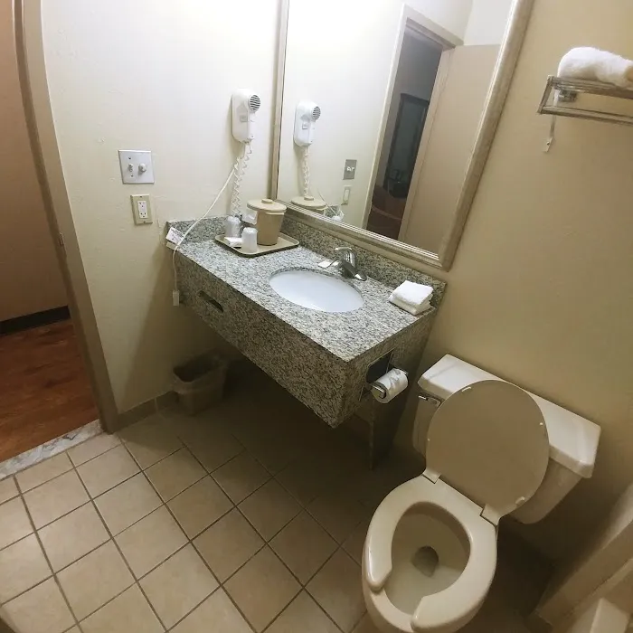 Red Roof Inn Hartford - Vernon 4