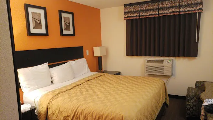 Enfield Inn 4