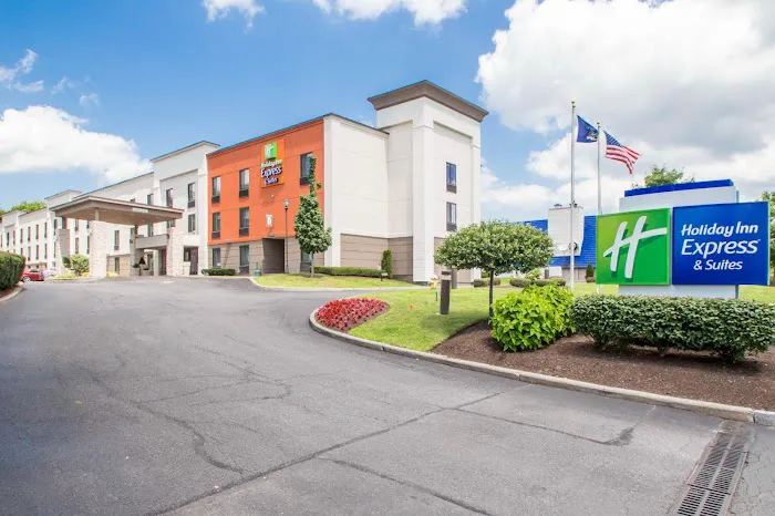 Holiday Inn Express & Suites Albany Airport - Wolf Road by IHG 4
