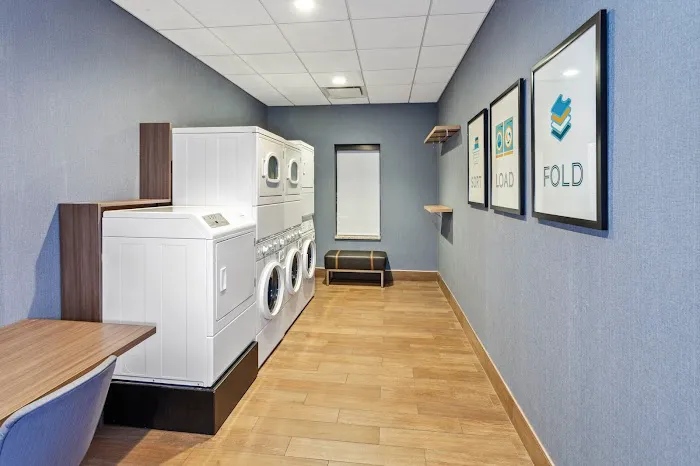 Staybridge Suites Albany Wolf Rd-Colonie Center by IHG 4