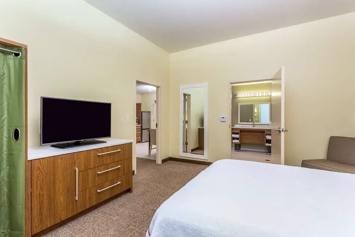 Home2 Suites by Hilton Albany Wolf Rd 4