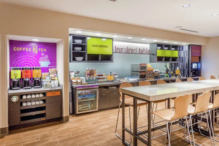 Home2 Suites by Hilton Albany Wolf Rd 4