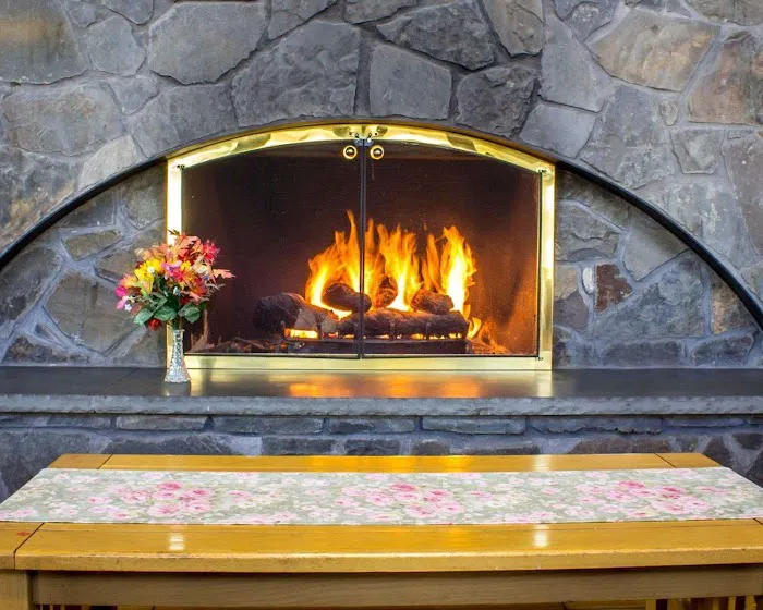 Econo Lodge Inn & Suites Colonie Center Mall 4