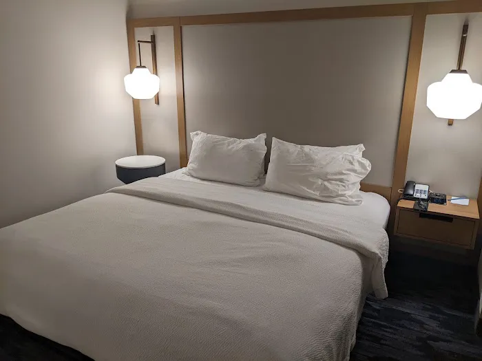 Fairfield Inn & Suites Albany Airport 4