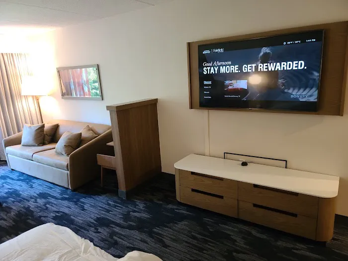Fairfield Inn & Suites Albany Airport 4