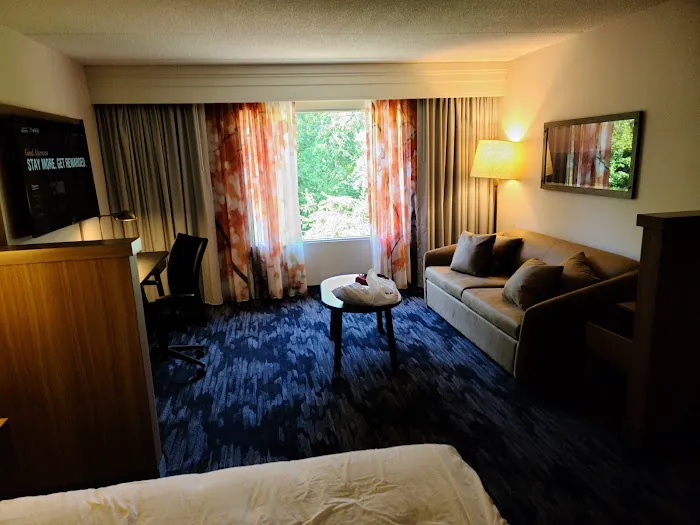 Fairfield Inn & Suites Albany Airport 4