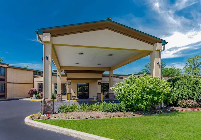 Quality Inn Central 4