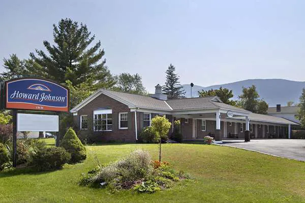 Howard Johnson by Wyndham Williamstown 4