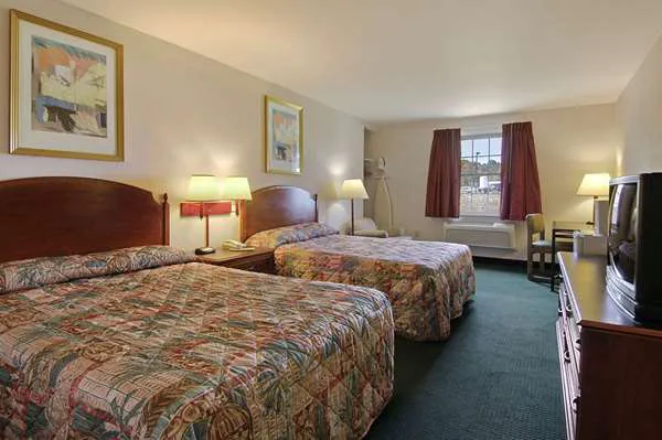 Howard Johnson by Wyndham Williamstown 4