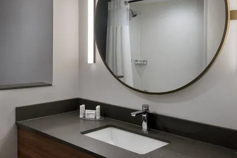 Fairfield Inn & Suites Williamstown 5