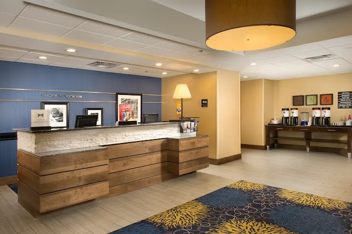 Hampton Inn Syracuse Clay 4
