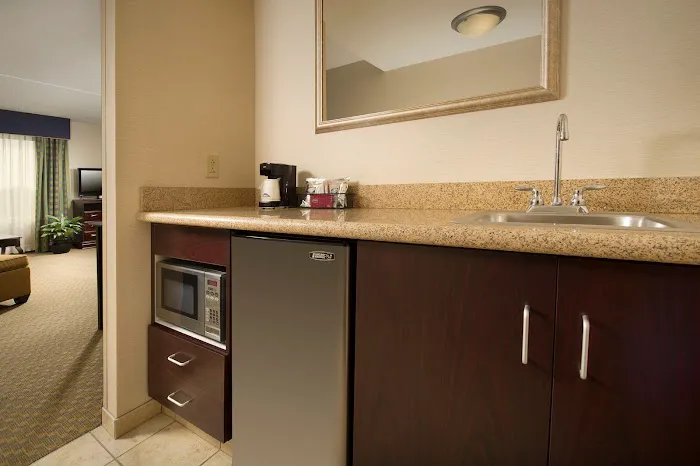 Hampton Inn Syracuse Clay 4