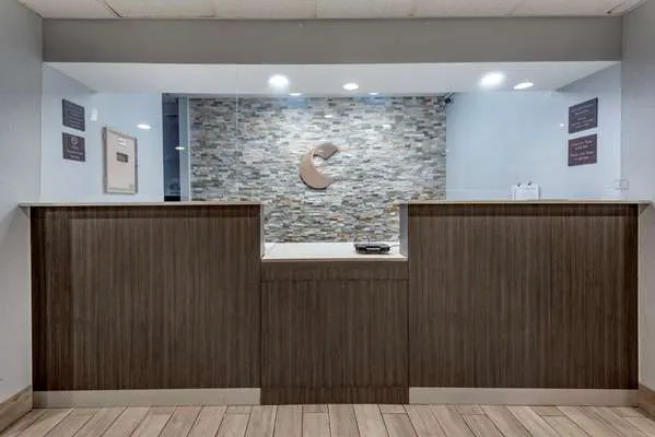 Comfort Inn & Suites Liverpool - Syracuse 4