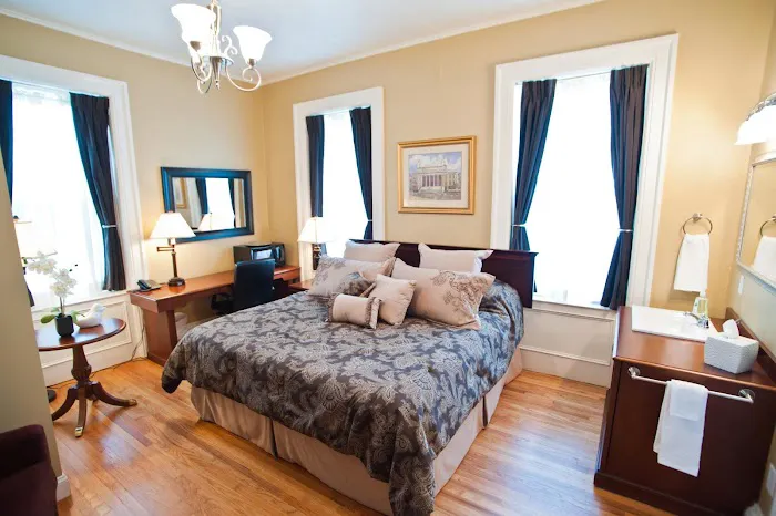 Beacon Hotel 4