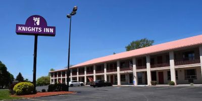 Knights Inn Oswego