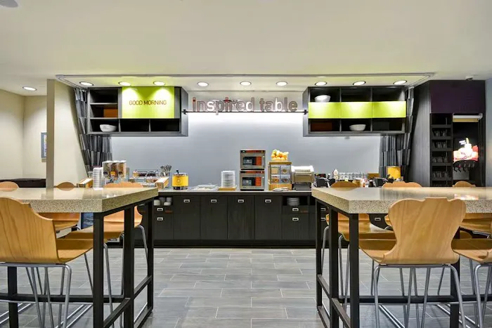 Home2 Suites by Hilton Oswego 4