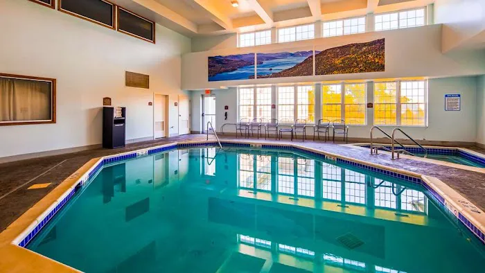 Best Western Plus Ticonderoga Inn & Suites 4