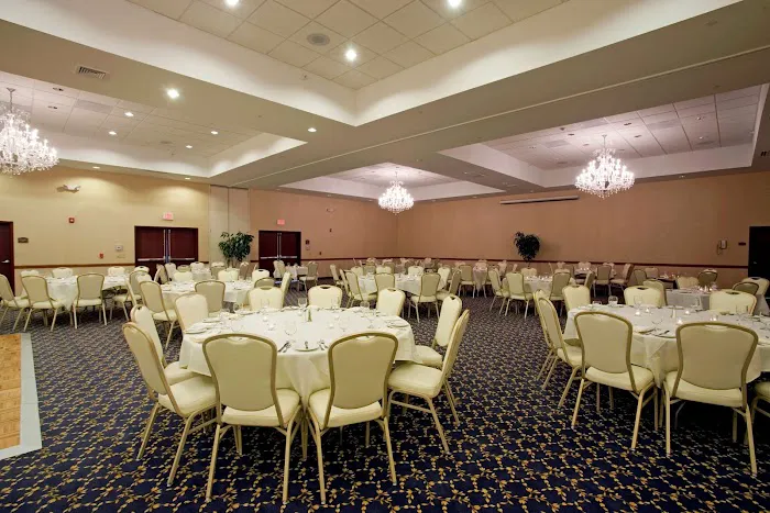 Best Western Plus Ticonderoga Inn & Suites 4
