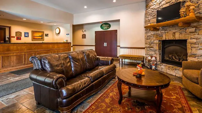 Best Western Plus Ticonderoga Inn & Suites 4