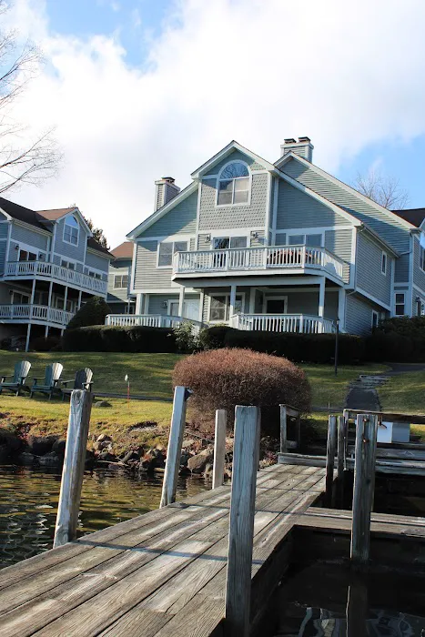 The Quarters at Lake George 4