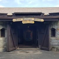 Fort William Henry Hotel and Resort ico