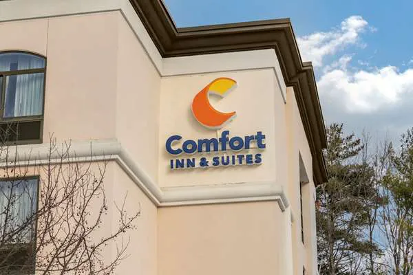 Comfort Inn & Suites Lake George 4
