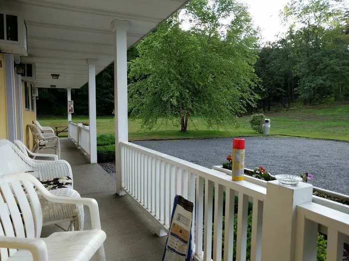 Colonel Williams Resort and Suites 4