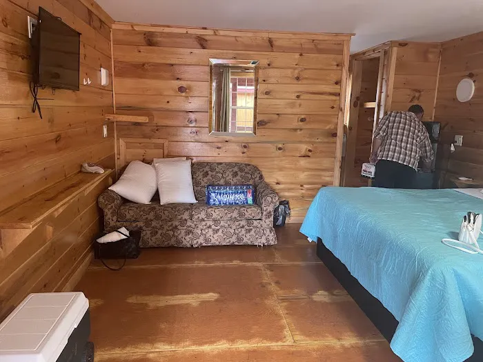King Hendrick Motel 4