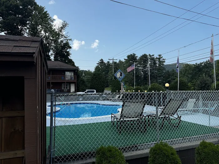 Mohican Resort Motel 4