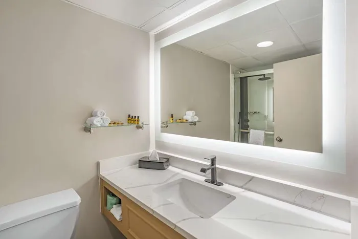 Best Western Plus Heritage Rail Inn & Suites 4