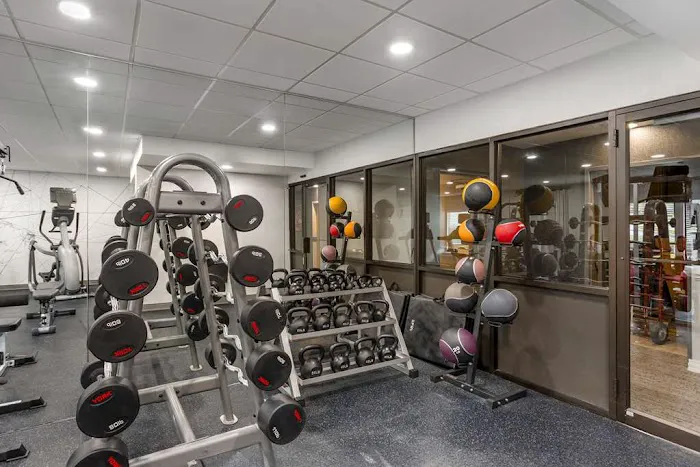 Best Western Plus Heritage Rail Inn & Suites 4