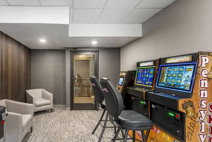Best Western Plus Heritage Rail Inn & Suites 4