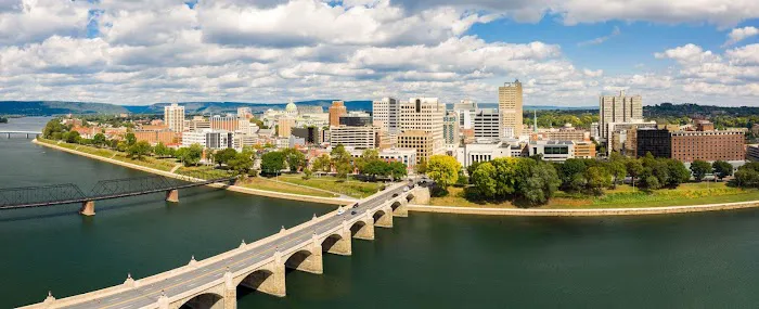 BurgBnB Riverfront 5