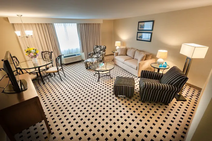 Penn Harris Hotel and Convention Center Harrisburg Trademark Collection by Wyndham 4