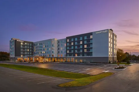 Courtyard Albany Airport 4