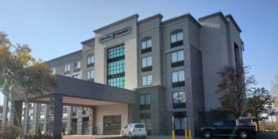 Hotel Trilogy Albany Airport, Tapestry Collection by Hilton