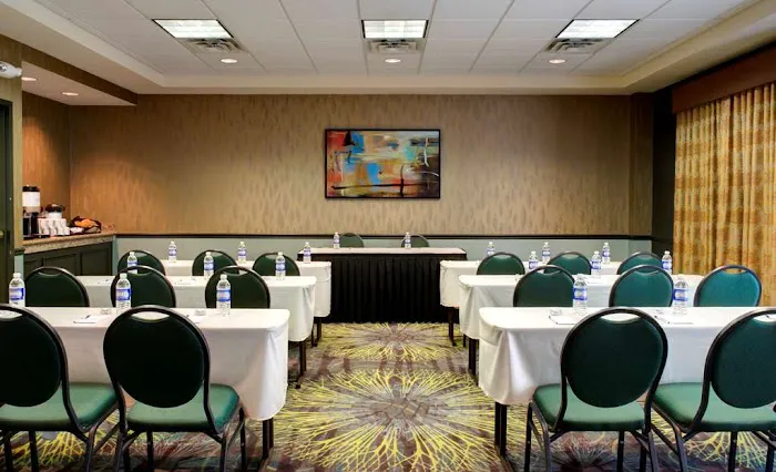Hilton Garden Inn Albany Airport 4