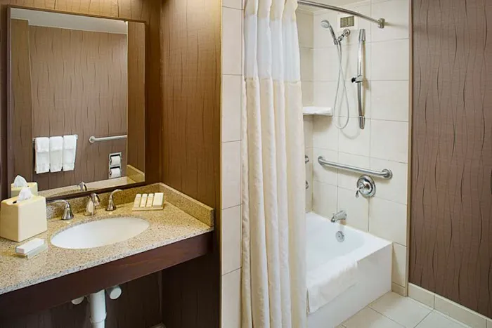 Hilton Garden Inn Albany Airport 4