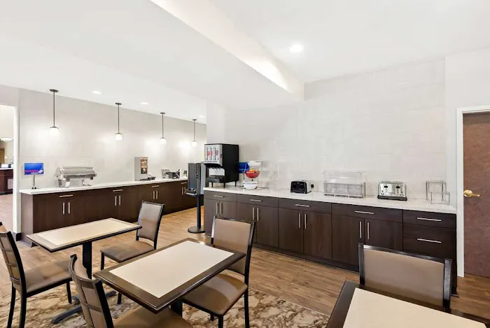 Best Western Palmyra Inn & Suites 4