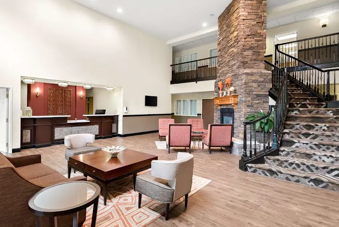 Best Western Palmyra Inn & Suites 4