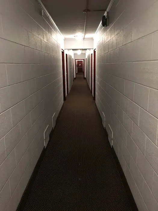 Rodeway Inn 4