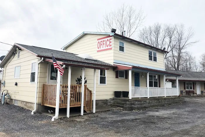 OYO Hotel Starlite Seneca Falls 4