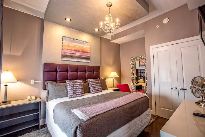 The Gould Hotel 4