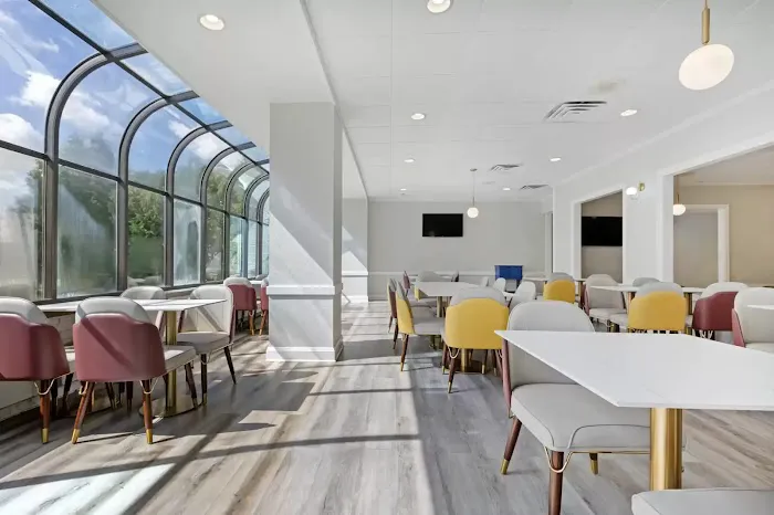 The Lux Hotel & Conference Center, Ascend Hotel Collection 4