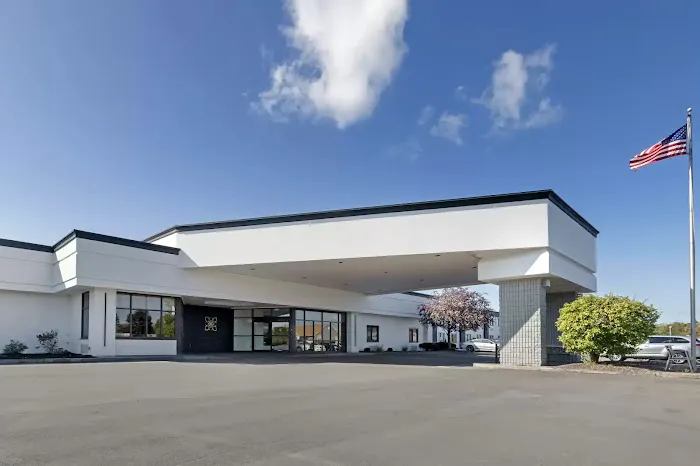 The Lux Hotel & Conference Center, Ascend Hotel Collection 4